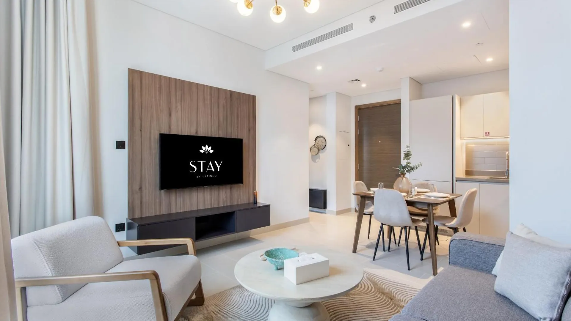 Stay By Latinem Luxury 1Br Holiday Home Cv A2707 Near Dubai Mall