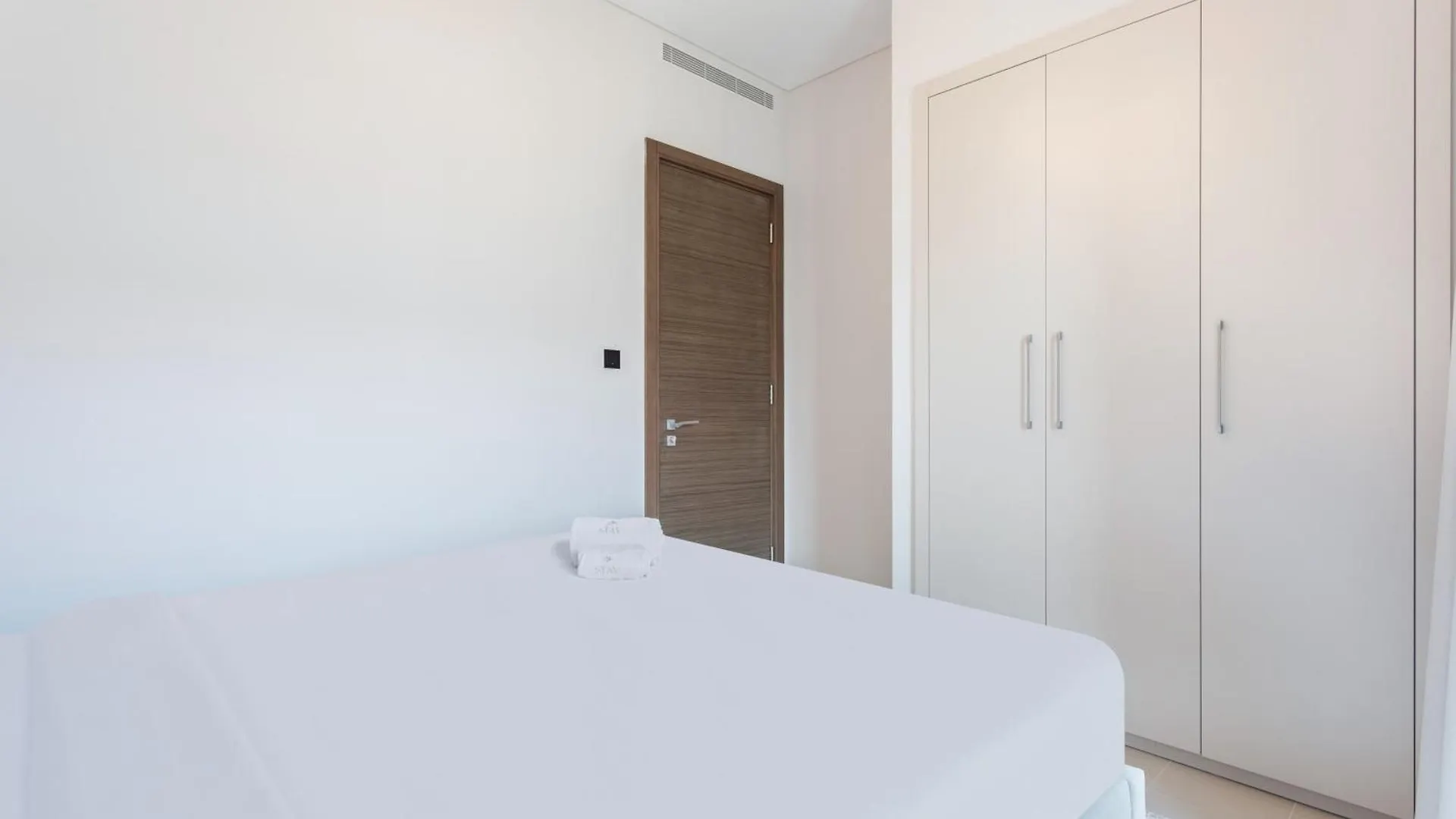 Stay By Latinem Luxury 1Br Holiday Home Cv A2707 Near Dubai Mall Apartment